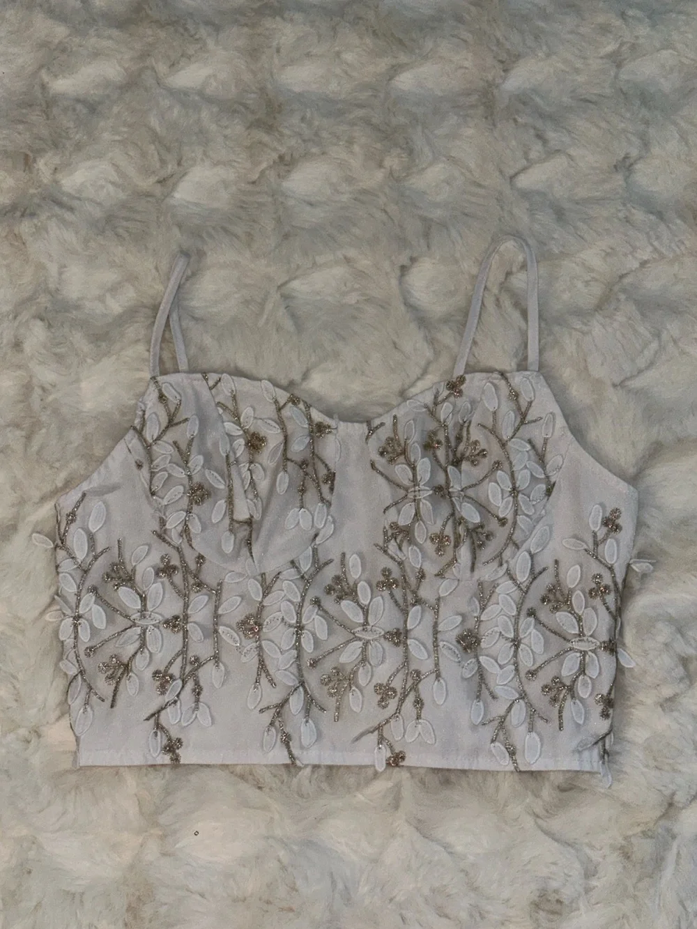 Dolls Dainty Floral Embroidered Floral Essential Stylish Crop Top- Women’s - Picture 2 of 3